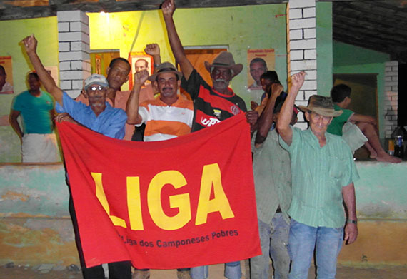 Große Demonstration anlässlich des 50 Jahrestages der Landbesetzung in Cachoeirinha, Brasilien