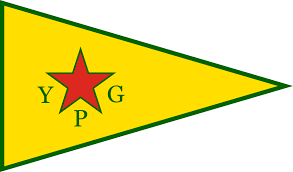 AZADÎ: BESCHLAGNAHMUNG VON YPG/YPJ-FAHNEN IST UNRECHTMÄSSIG