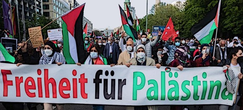 Deutsche Beamte versuchen, den Angriff auf die Rechte der Palästinenser zu erhöhen und nehmen die wachsende Bewegung ins Visier