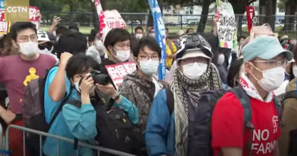 Japan: Proteste gegen Yankee-Streitkräfte in Okinawa