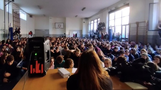 Mailand: Schulbesetzung gegen rechten Wahlsieg