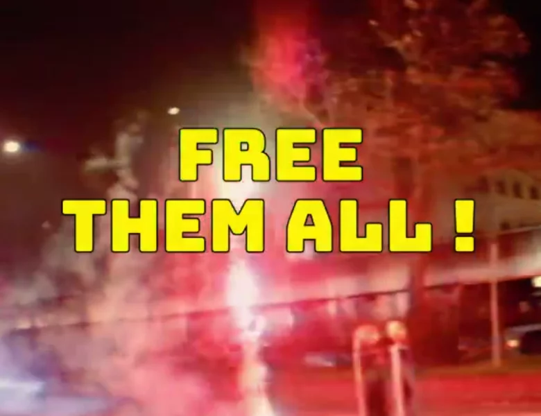 Soliaktion vorm Knast in Moabit – Freiheit für Alfredo – Free them all + video [Berlin]