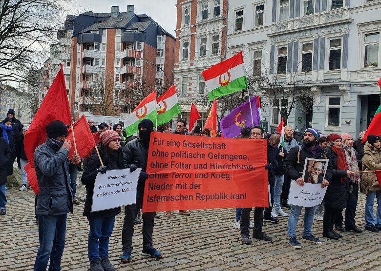 Kundgebung von Woman-Life-Freedom-Kollektiv in Hamburg