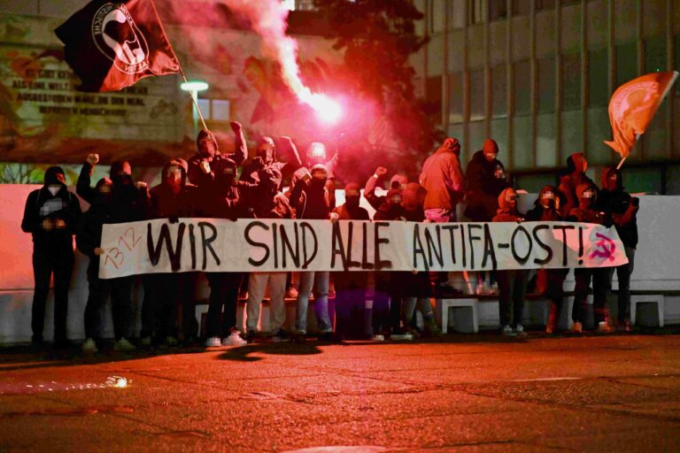 Schon wieder früh aufstehen: Hausdurchsuchungen im Kontext des Antifa Ost-Verfahrens in Leipzig-Connewitz