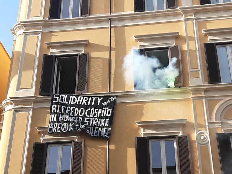 Rom: Besetzung der italienischen Zentrale von Amnesty International in Solidarität mit Alfredo Cospito, der sich im Hungerstreik gegen 41bis befindet.