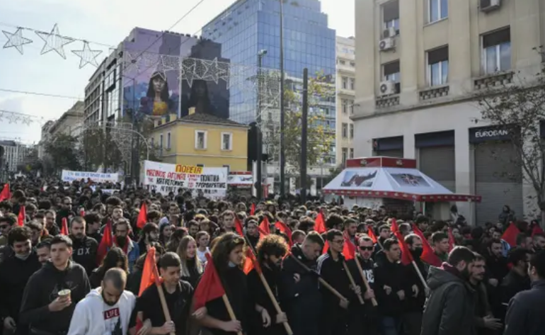 Griechenland: Große Kämpfe im ganzen Land nach Polizeimord